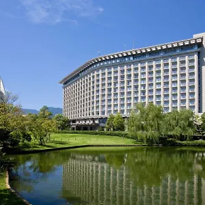 https://hilton-resort-spa.kanagawa-hotels.com