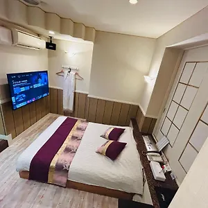 Hotel Crystal 大人専用, Präfektur Tokio